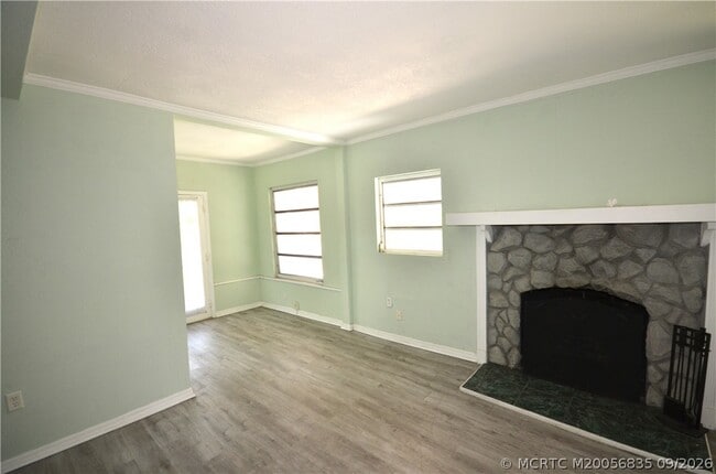 property at 649 SW Cleveland Ave
