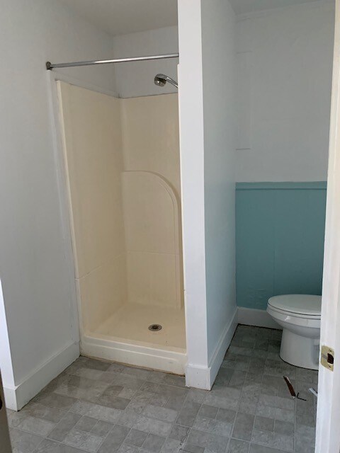 22 Mineral St in Springfield, VT - Foto de edificio - Building Photo