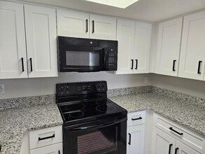 39 Piney Branch Way in Melbourne, FL - Building Photo - Building Photo