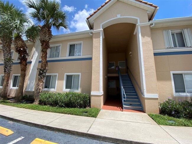 property at 495 Las Cortes Ln