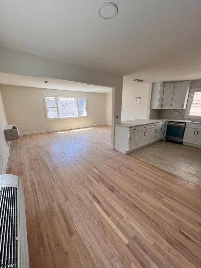 72 69th St in Guttenberg, NJ - Building Photo - Building Photo