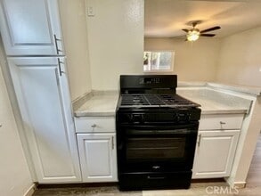 1807 W Sumac Ln, Unit 6 in Anaheim, CA - Foto de edificio - Building Photo