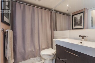 255 Richmond St E in Toronto, ON - Building Photo - Building Photo