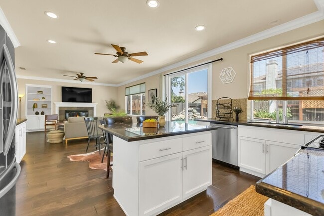 462 Anacapa Dr in Roseville, CA - Building Photo - Building Photo