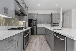 112 Menkar in Irvine, CA - Building Photo