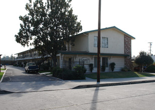 The Briarwood Apartments I in San Bernardino, CA - Building Photo - Building Photo