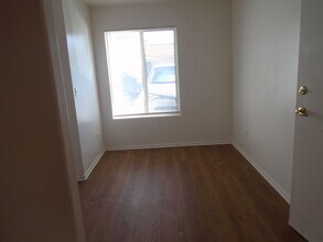 2030 Wheelan Ct in Bakersfield, CA - Building Photo - Building Photo