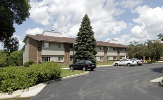 Breezewood Village I Apartments