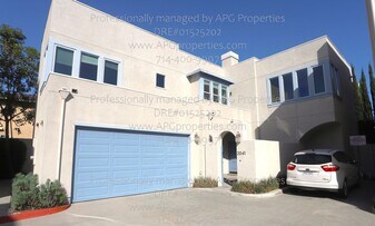 2041 N Orange Olive Rd in Orange, CA - Building Photo