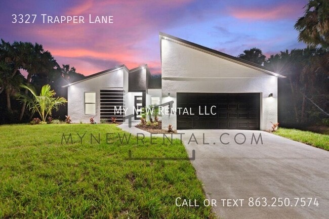 3327 Trapper Ln in North Port, FL - Building Photo - Building Photo