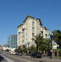 Union Square At Broadway in San Diego, CA - Building Photo - Building Photo