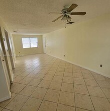 814 Finley Ct in Hollywood, FL - Building Photo - Building Photo