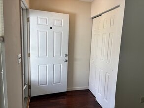 14 Cornerstone Way in Hendersonville, NC - Building Photo - Building Photo