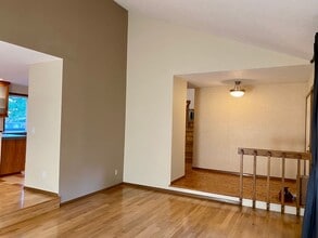 1990 NW 156th Ave in Beaverton, OR - Building Photo - Building Photo