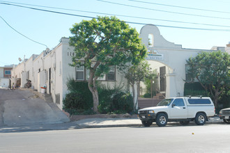 114 S Bonnie Brae St in Los Angeles, CA - Building Photo - Building Photo