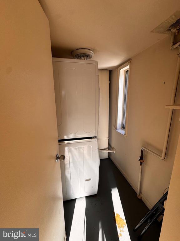 4513 Logsdon Dr in Annandale, VA - Building Photo - Building Photo