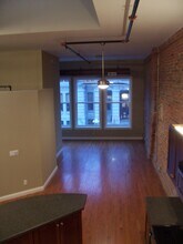 120 N 3rd St, Unit 301 in Lafayette, IN - Building Photo - Building Photo