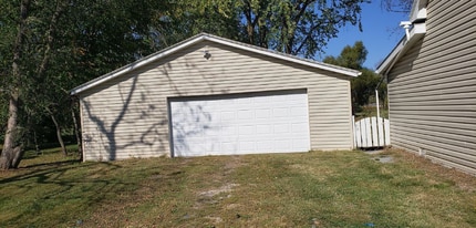 505 W Hwy B in Green Ridge, MO - Building Photo - Building Photo