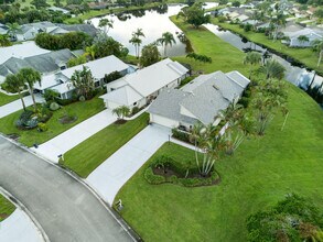 7210 SE Quincy Terrace in Hobe Sound, FL - Building Photo - Building Photo