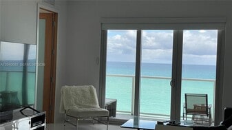 5701 Collins Ave in Miami Beach, FL - Building Photo