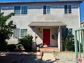 11705 Albers St in Los Angeles, CA - Building Photo