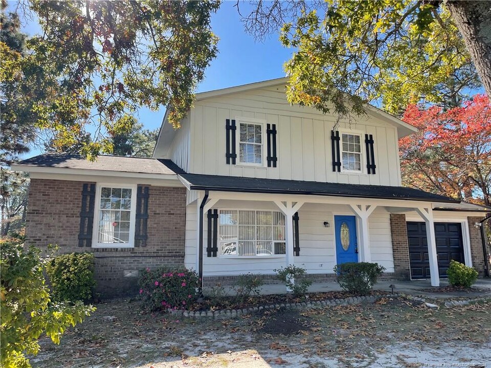 6819 Timbercroft Ln in Fayetteville, NC - Building Photo