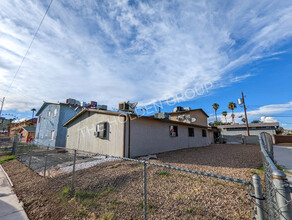 488 Albert Ave in Las Vegas, NV - Building Photo - Building Photo