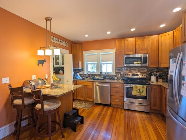 37 Julia St, Unit 37
