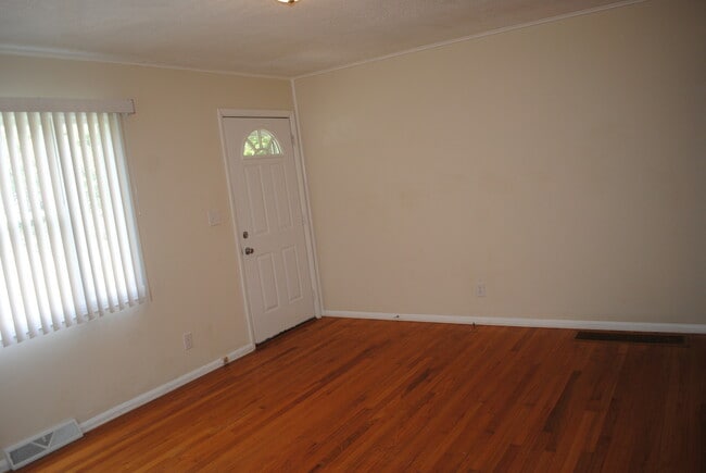 504 Fairmont St in Bluefield, WV - Building Photo - Building Photo