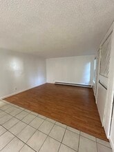 4401 Saratoga Pl NE, Unit 1 in Lacey, WA - Building Photo - Building Photo