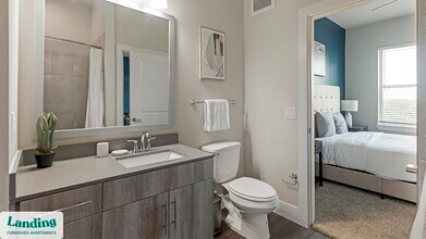 1900 Airport Commerce Dr in Austin, TX - Foto de edificio - Building Photo