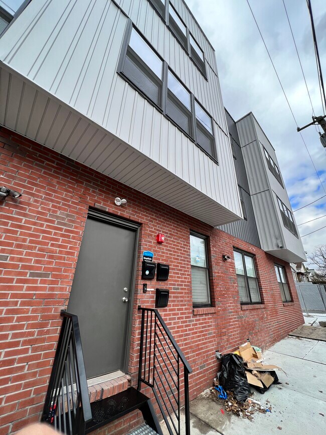 1801 N 54th St in Philadelphia, PA - Building Photo - Building Photo