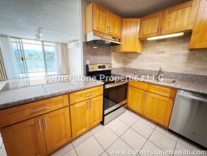 95-2048-2048 Waikalani Dr in Mililani, HI - Building Photo - Building Photo