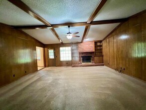 1329 NE 20th Pl in Moore, OK - Building Photo - Building Photo