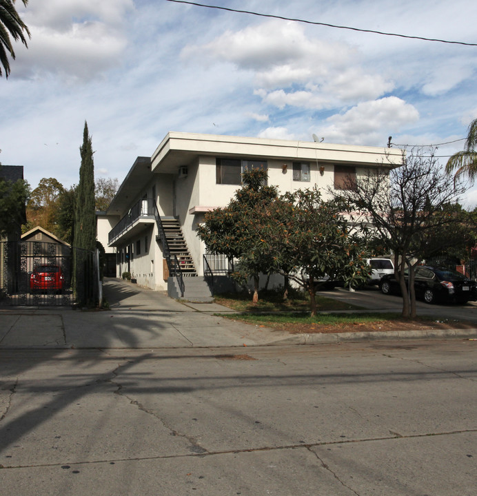 4213 Sunset Dr in Los Angeles, CA - Foto de edificio