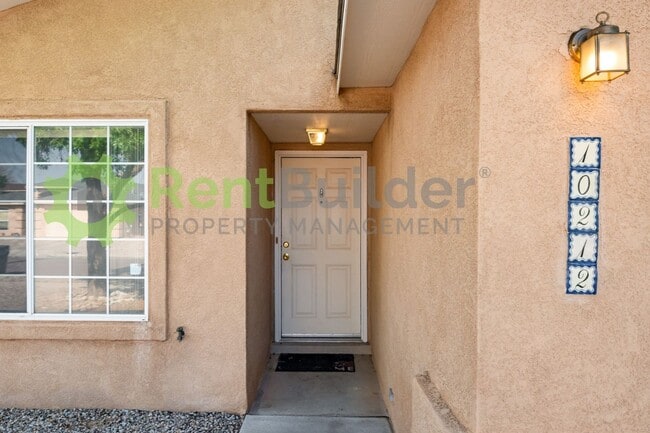 10212 Country Sage Dr NW in Albuquerque, NM - Building Photo - Building Photo