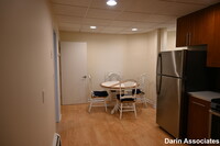 115 Thurston St, Unit 1 in Somerville, MA - Foto de edificio - Building Photo