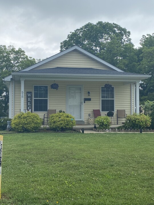 515 Green St in Franklin, KY - Building Photo