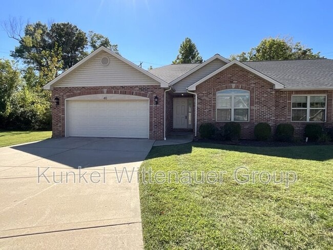 40 Oak Pointe Cir