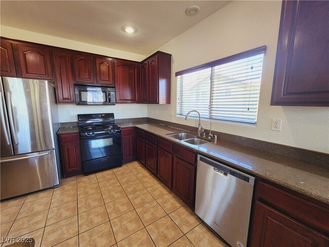 property at 11669 Splendor View Dr