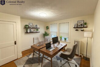 47 Chapman St in Watertown, MA - Foto de edificio - Building Photo