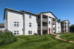 Maple Ridge Apartments in Wichita, KS - Building Photo