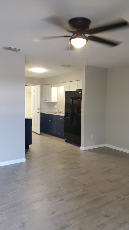 15149 Westminister Ave, Unit A in Clearwater, FL - Foto de edificio - Building Photo