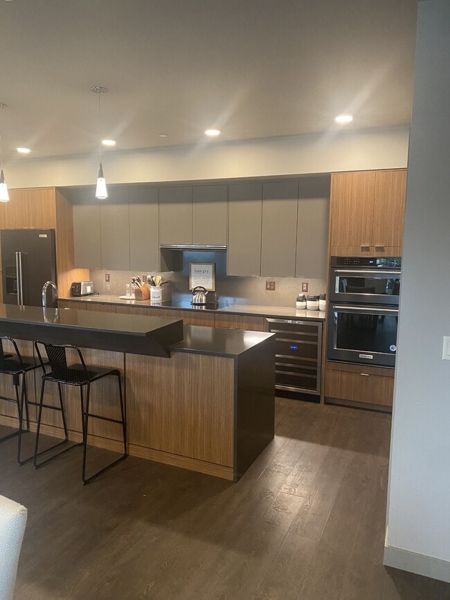 property at 727 E Front Ave