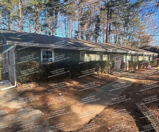 property at 5333 Bishops Cir