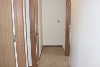 926 W Belmont Ave in Lincoln, NE - Building Photo - Building Photo