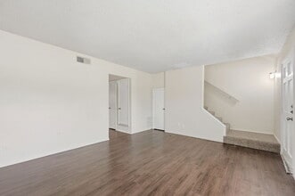 314 Candlewood Ln in Garland, TX - Building Photo - Building Photo