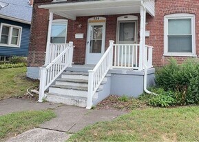 532-534 N Courtland St in East Stroudsburg, PA - Building Photo