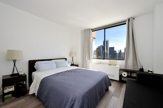 337-339-339 W 48th St in New York, NY - Building Photo - Building Photo