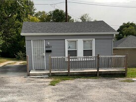 2007 E 38th St in Indianapolis, IN - Building Photo